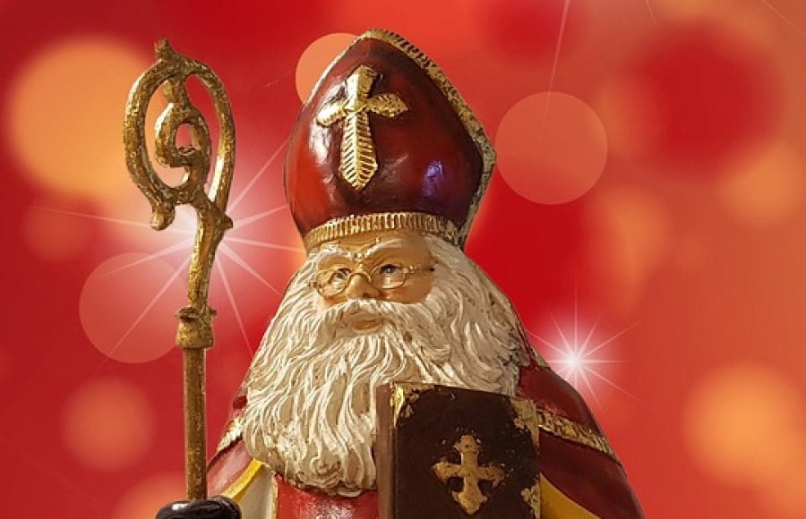 Arnold van den Broek alias Sinterklaas
