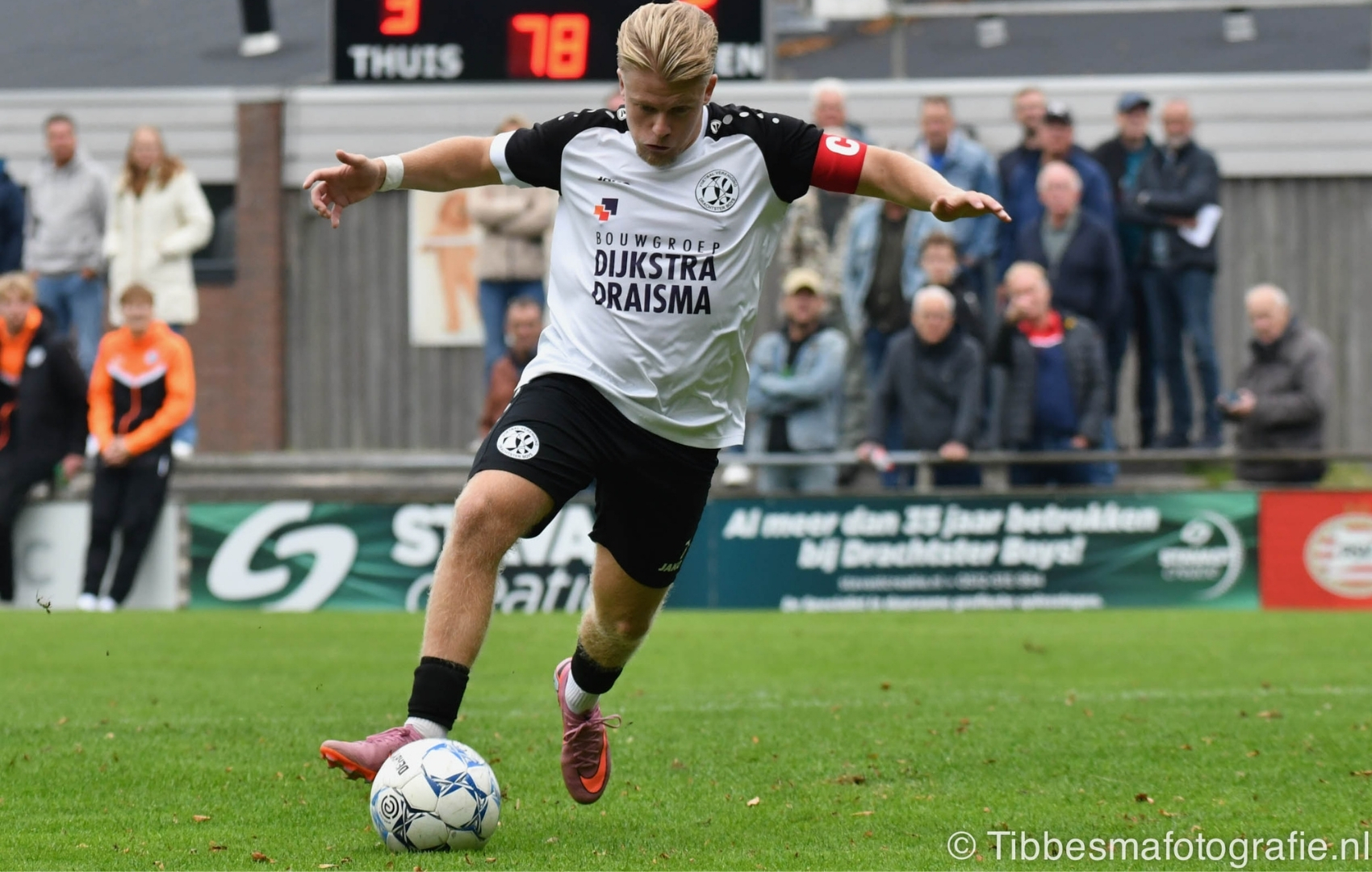 Dylan smit Drachtster Boys in actie