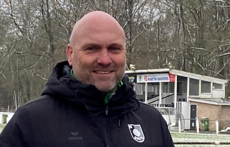 Freddy Strating trainer Roden, foto Michel Mulder