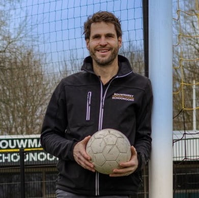 Rik Assen, sponsor KSC Schoonoord, foto Trail Magic Media