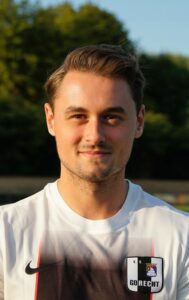 Sam Niewold, Gorecht
